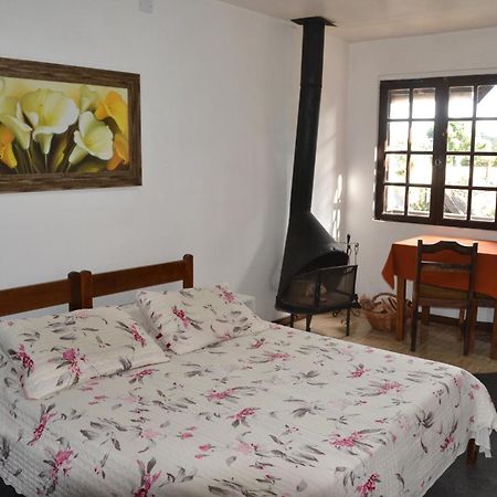 Hotel Pousada Dos Pinheiros Canela Εξωτερικό φωτογραφία