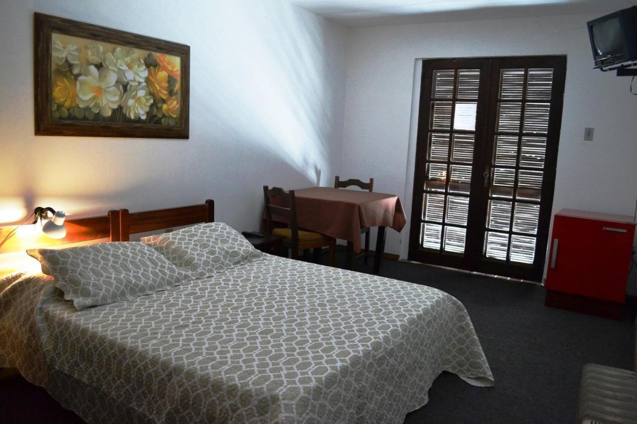 Hotel Pousada Dos Pinheiros Canela Εξωτερικό φωτογραφία