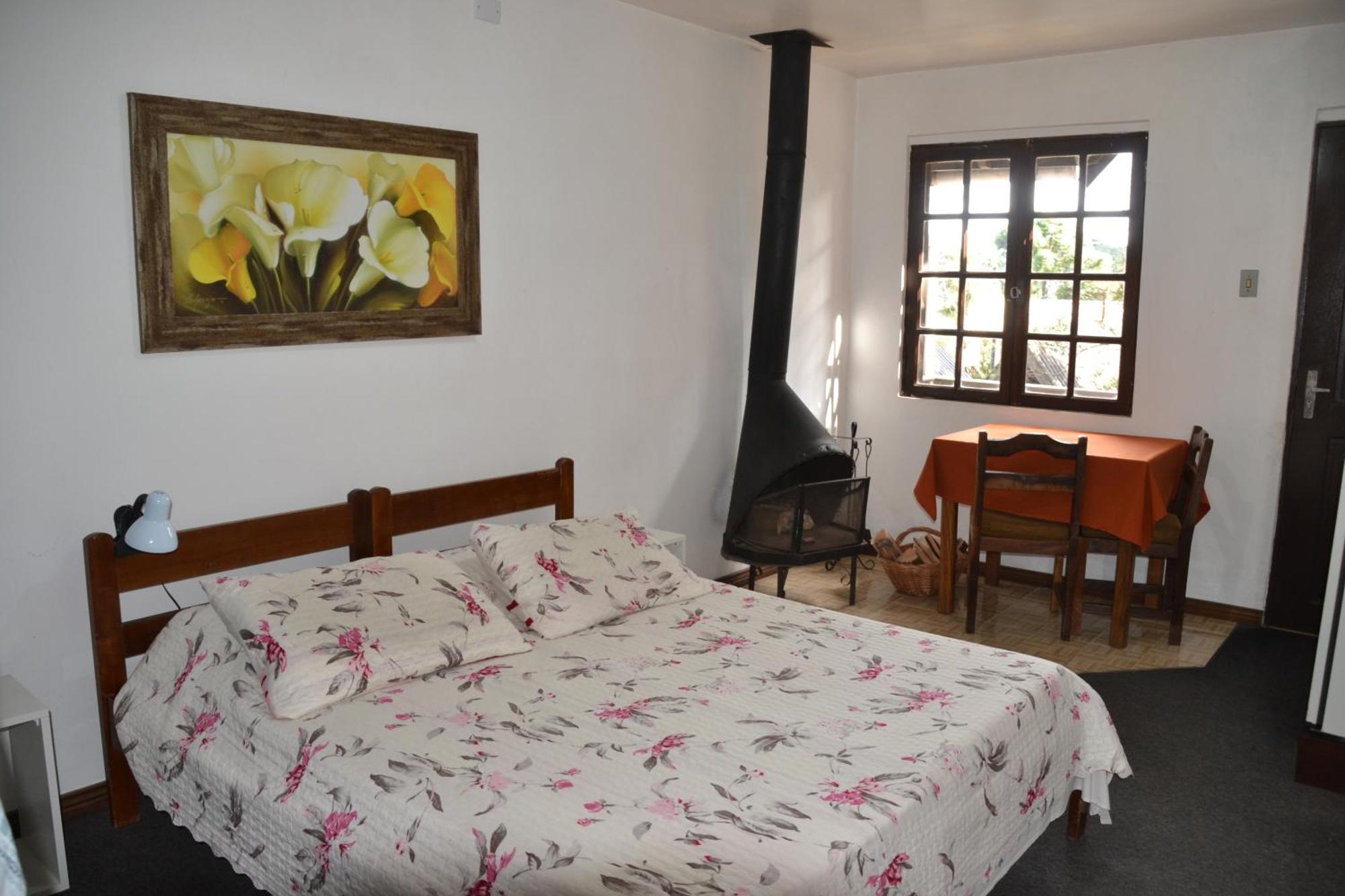 Hotel Pousada Dos Pinheiros Canela Εξωτερικό φωτογραφία